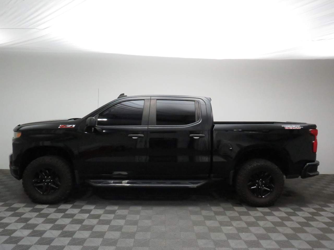 2019 Chevrolet Silverado 1500 Custom Trail Boss Crew Cab