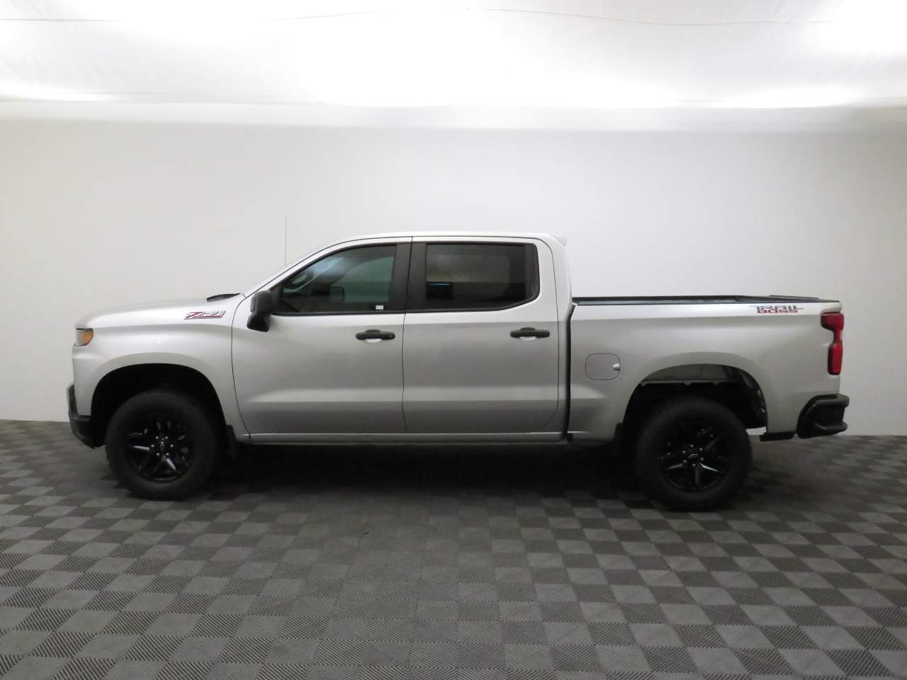 2019 Chevrolet Silverado 1500 Custom Trail Boss Crew Cab