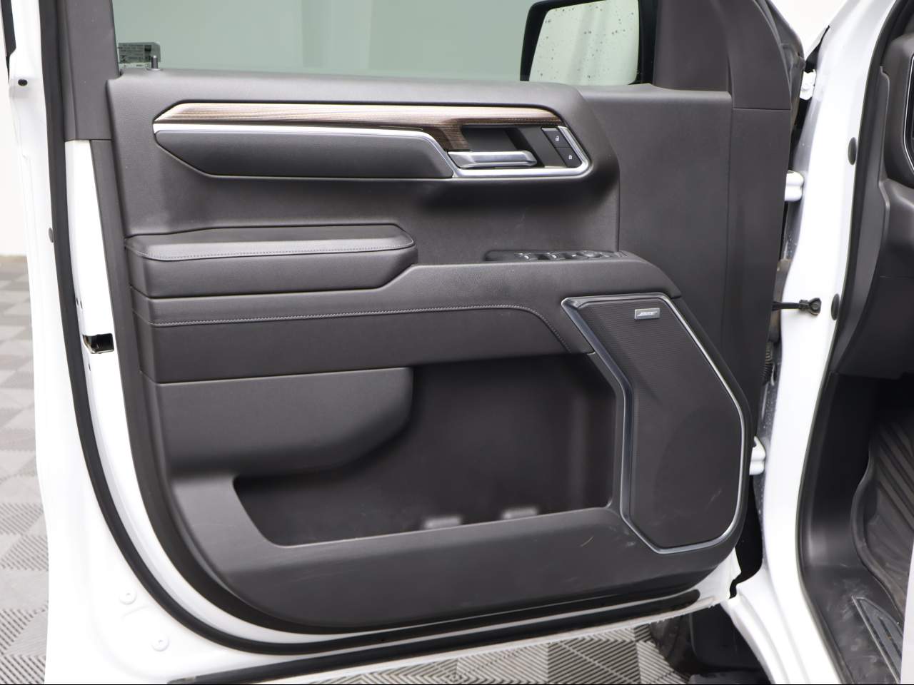 2022 Chevrolet Silverado 1500 RST - Photo 6