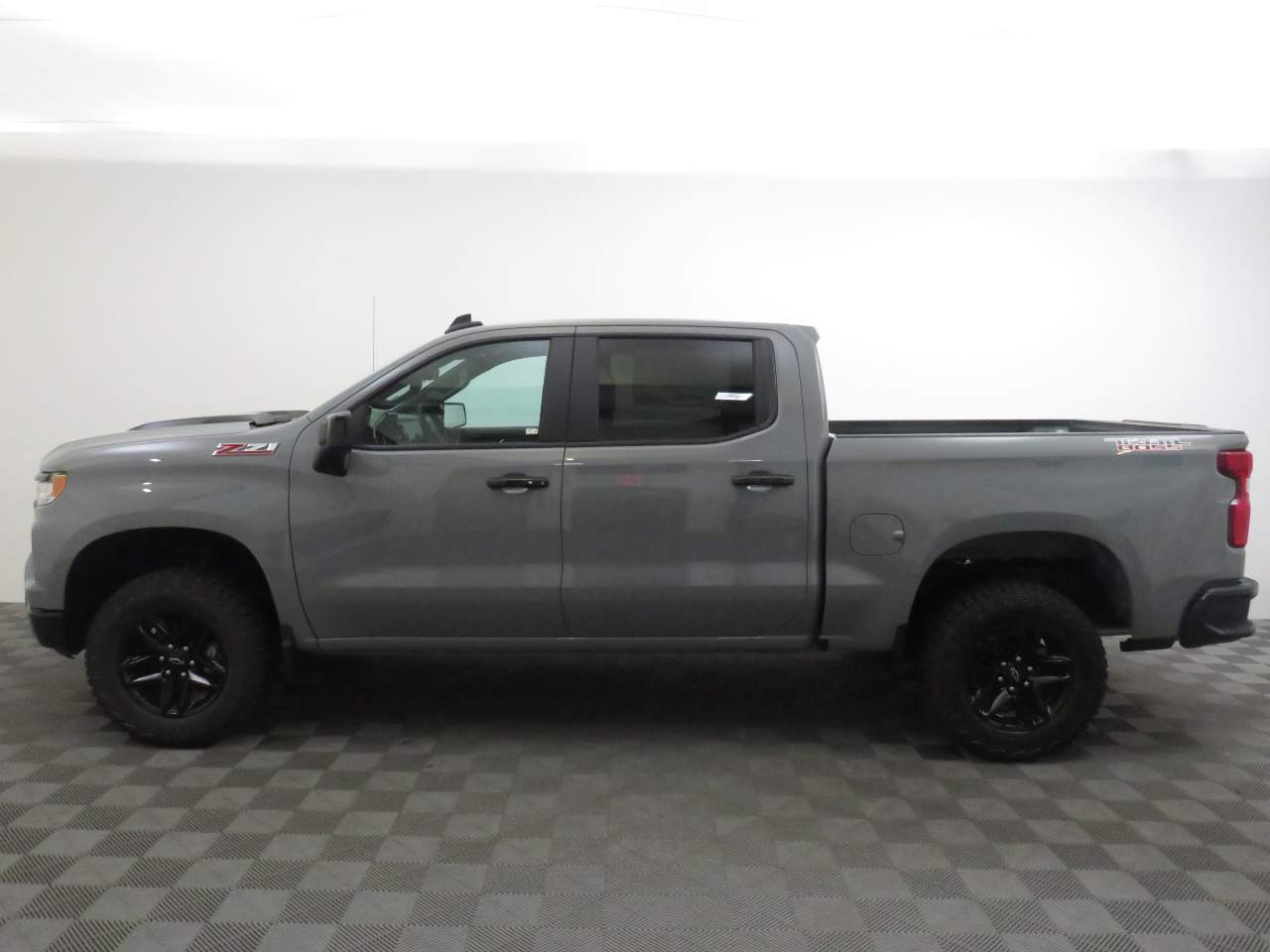 2024 Chevrolet Silverado 1500 Crew Cab 2LT Trail Boss 4WD