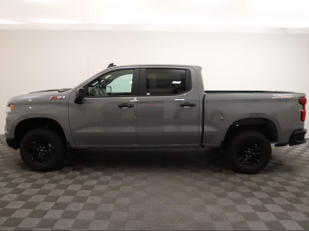 2024 Chevrolet Silverado 1500 Crew Cab 2LT Trail Boss 4WD