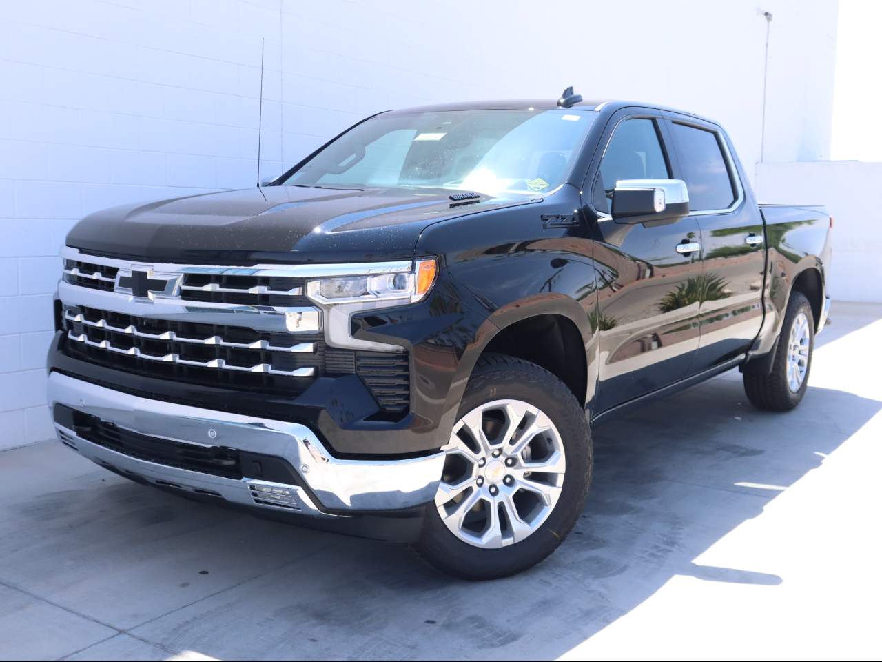 2024 Chevrolet Silverado 1500 Crew Cab LTZ 4WD