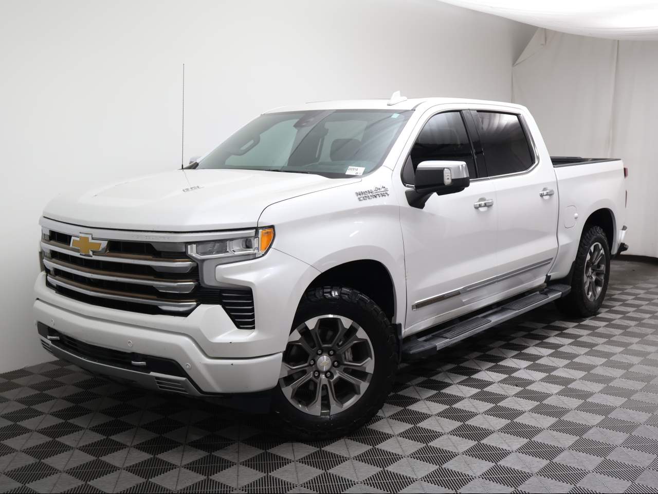 2022 Chevrolet Silverado 1500 High Country Crew Cab