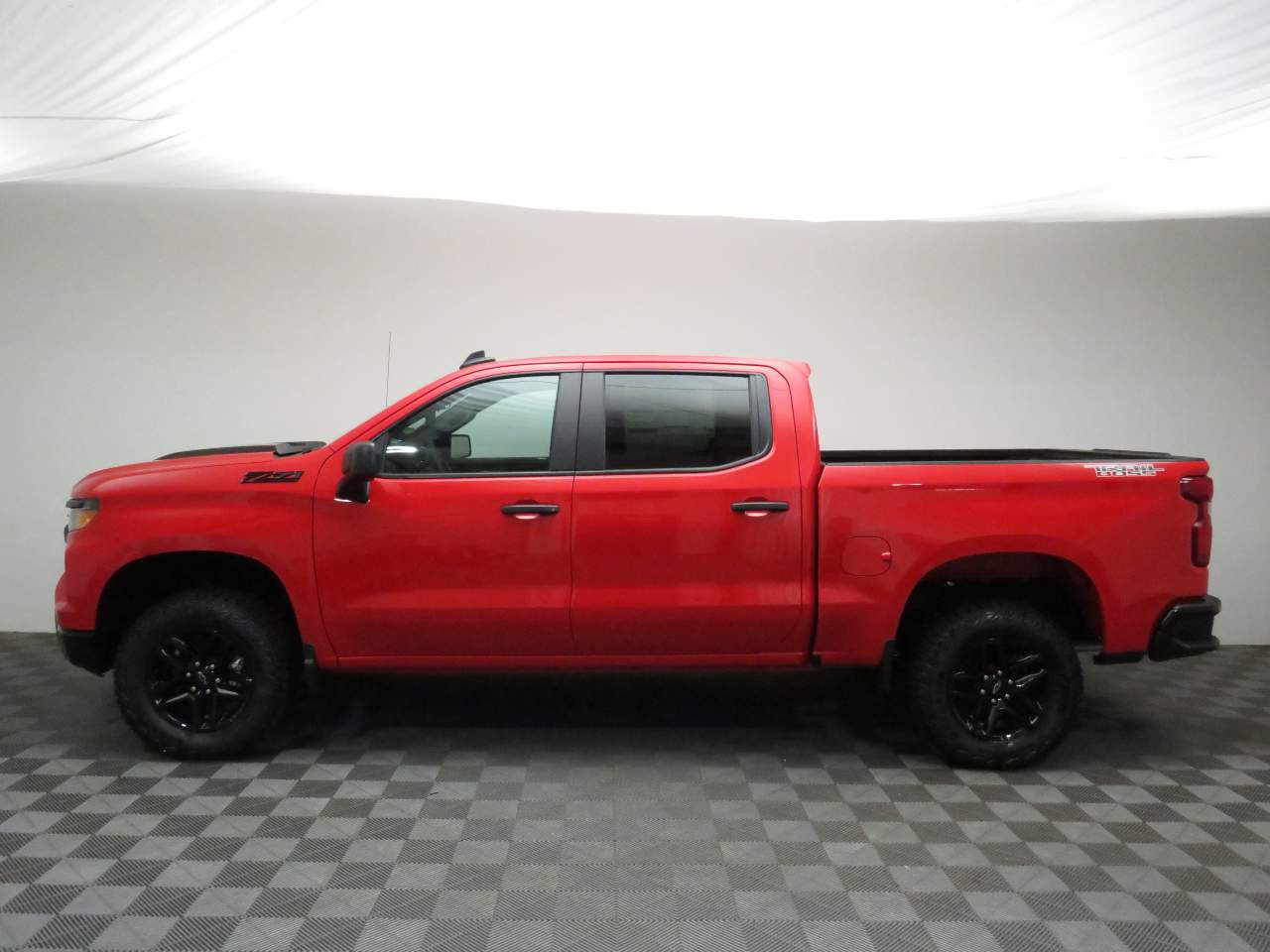 2026 Chevrolet Silverado 1500 Crew Cab Custom Trail Boss 4WD