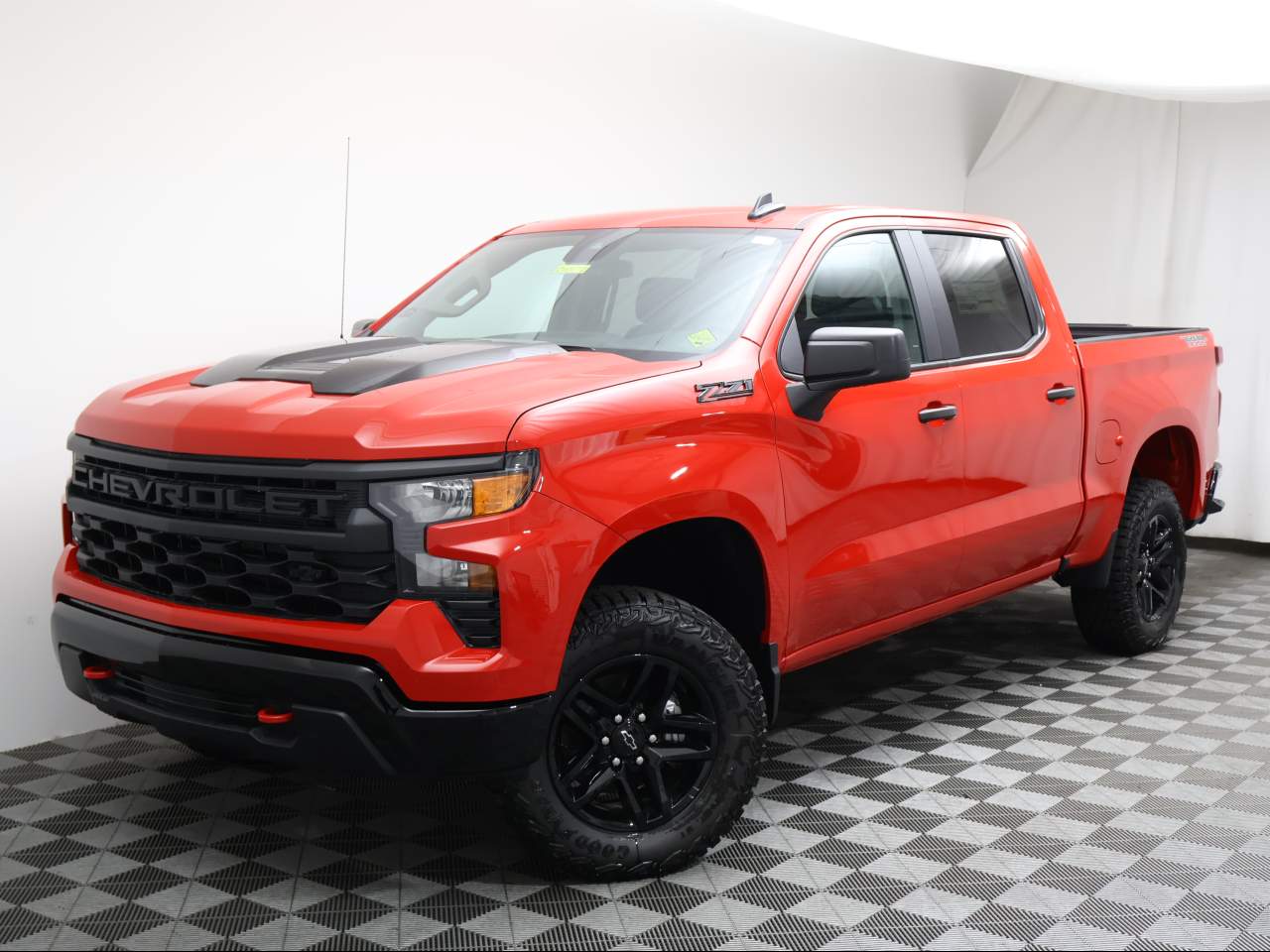 2026 Chevrolet Silverado 1500 Crew Cab Custom Trail Boss 4WD