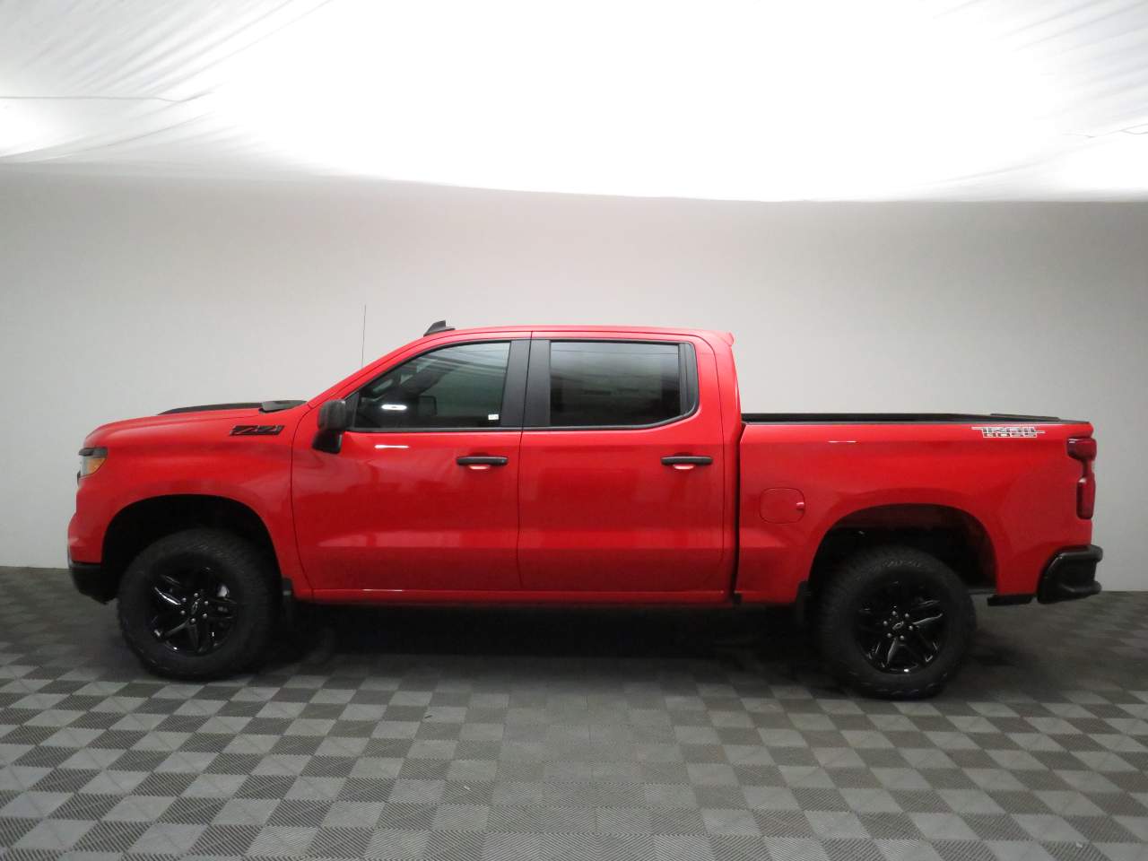 2026 Chevrolet Silverado 1500 Crew Cab Custom Trail Boss 4WD