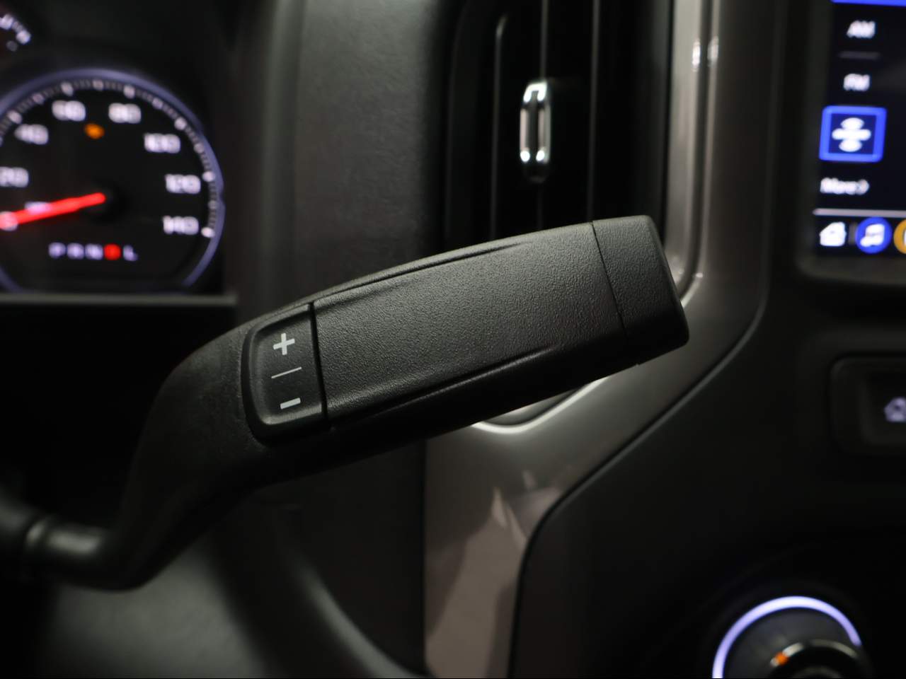 2026 Chevrolet Silverado 1500 Crew Cab Custom Trail Boss 4WD