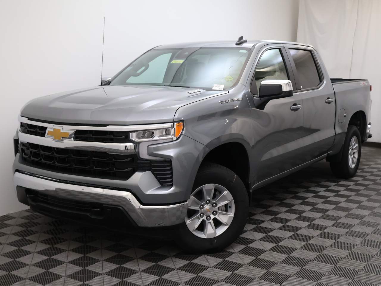 2025 Chevrolet Silverado 1500 Crew Cab 1LT 4WD