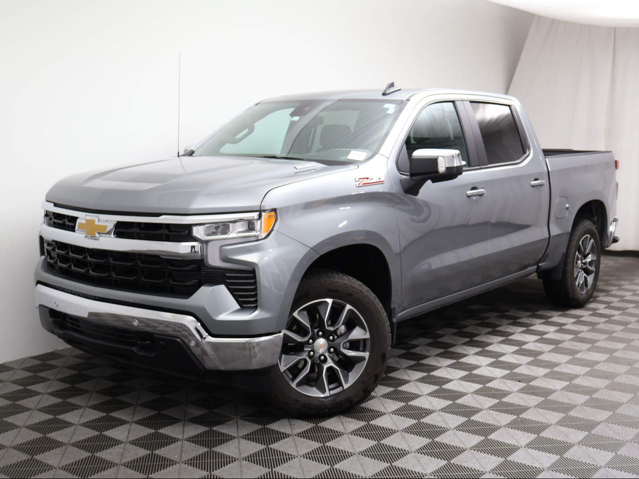 2025 Chevrolet Silverado 1500 LT Crew Cab