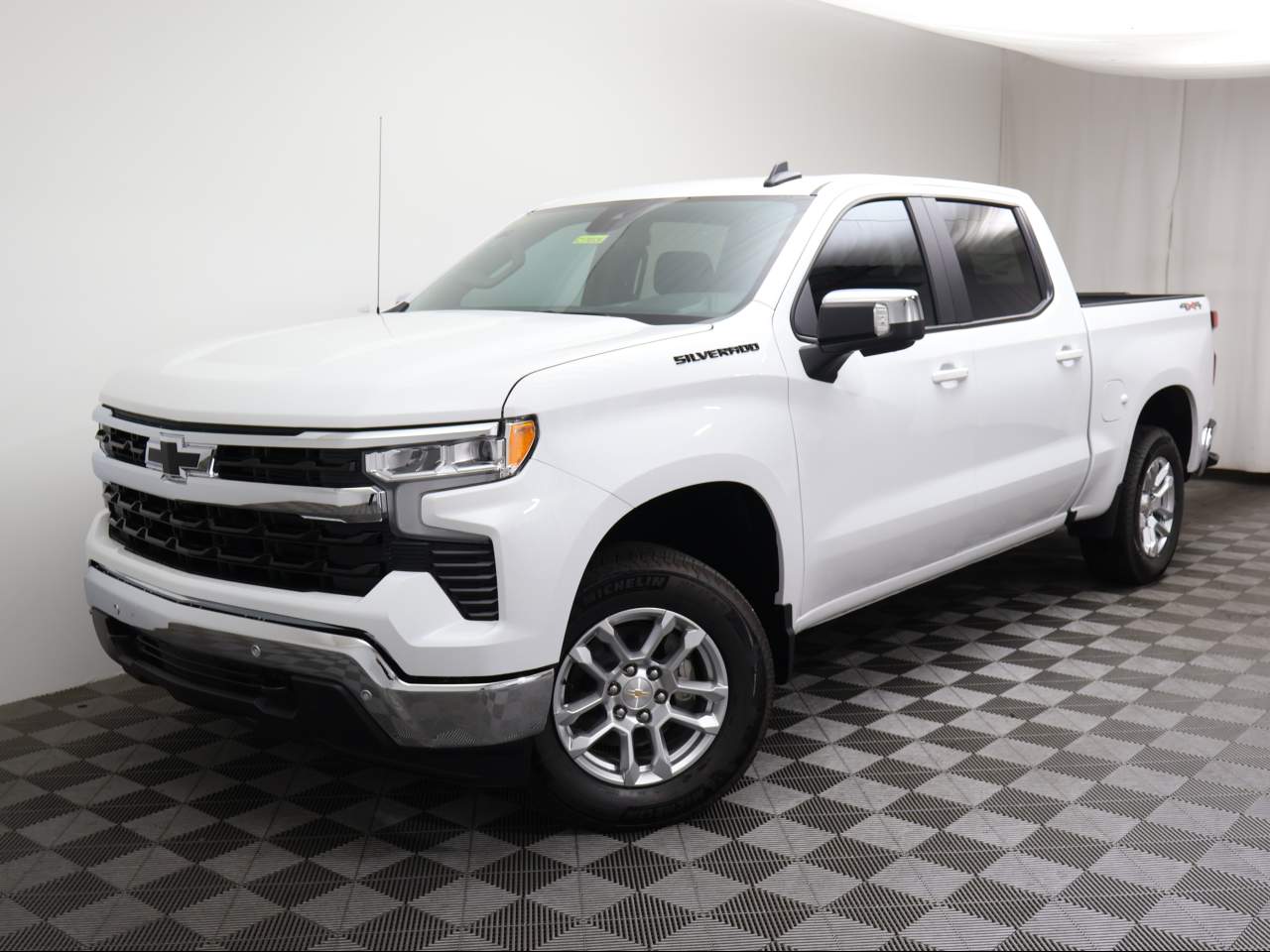 2026 Chevrolet Silverado 1500 Crew Cab 1LT 4WD
