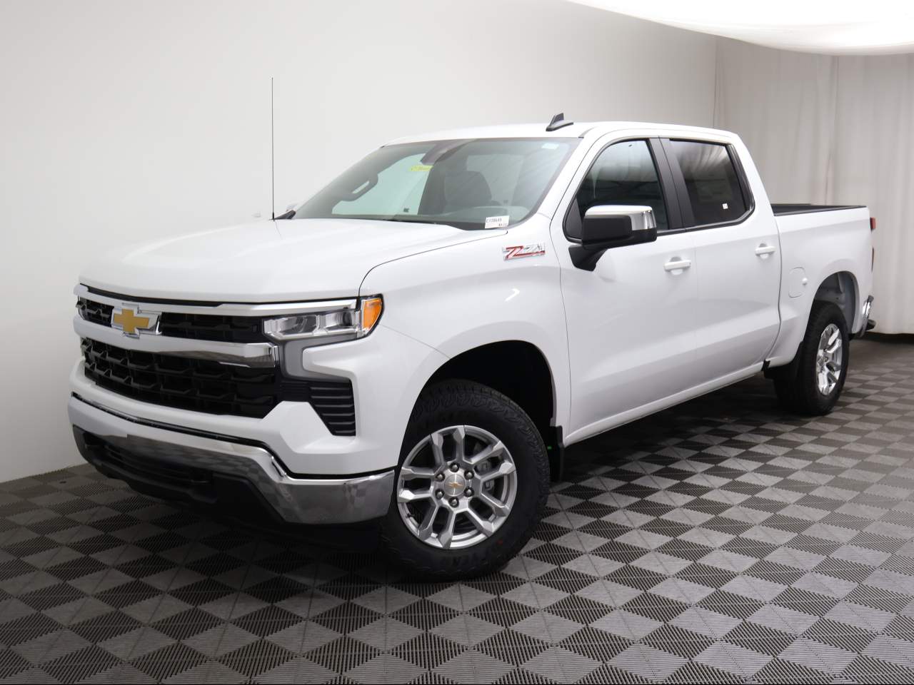 2026 Chevrolet Silverado 1500 Crew Cab 1LT 4WD