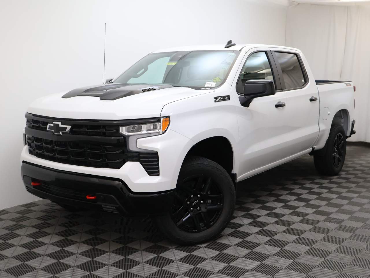 2025 Chevrolet Silverado 1500 Crew Cab 2LT Trail Boss 4WD
