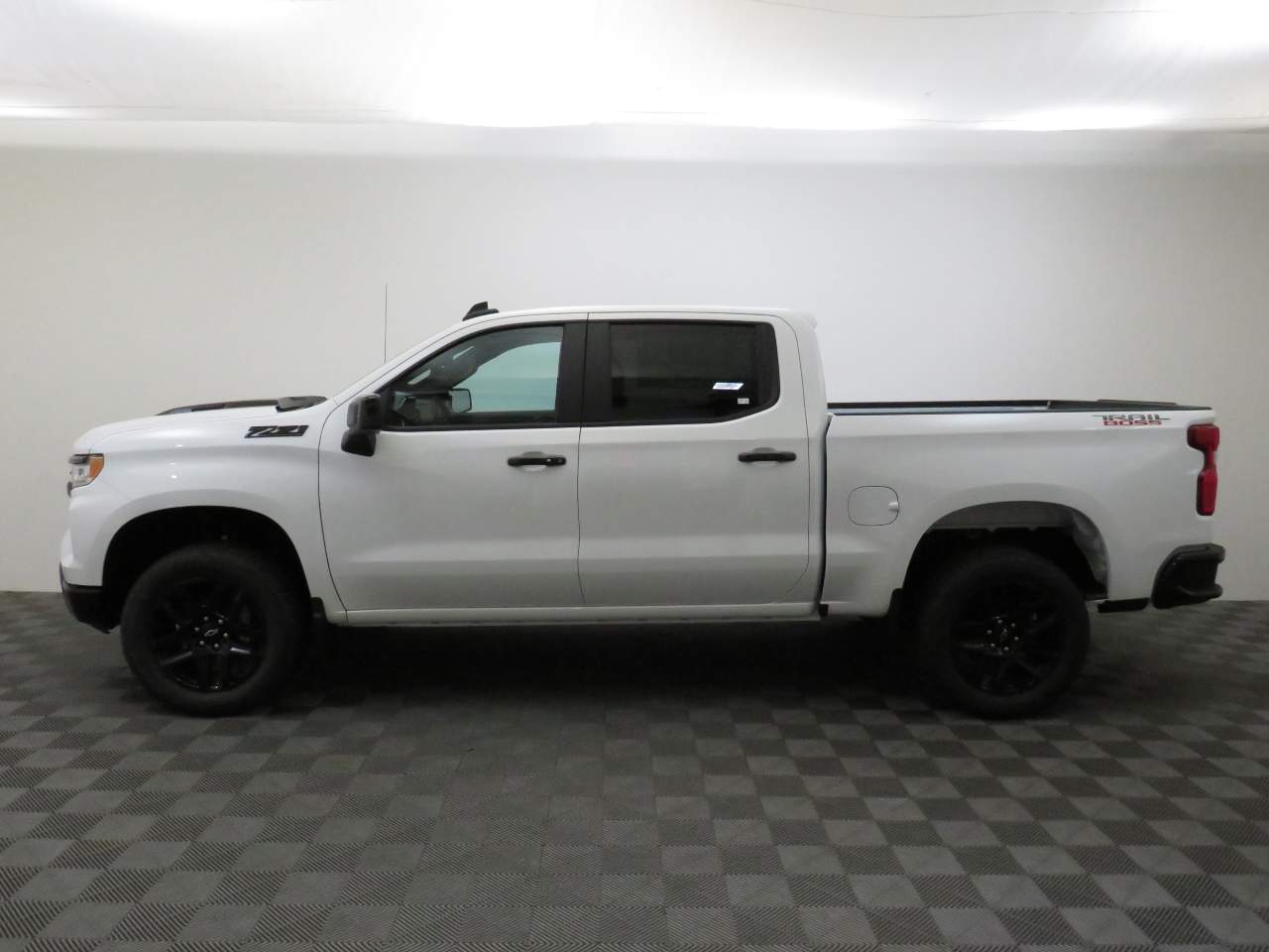 2025 Chevrolet Silverado 1500 Crew Cab 2LT Trail Boss 4WD