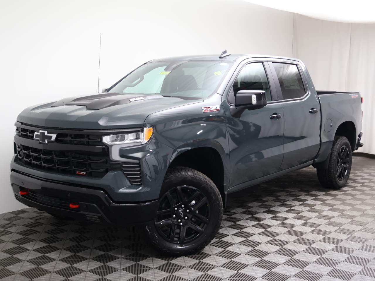 2026 Chevrolet Silverado LT's photo