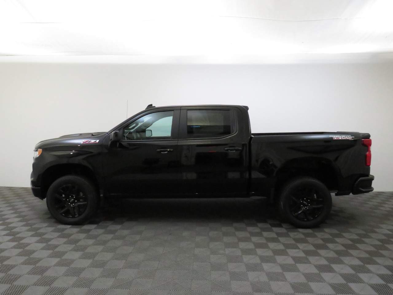 2025 Chevrolet Silverado 1500 Crew Cab 2LT Trail Boss 4WD