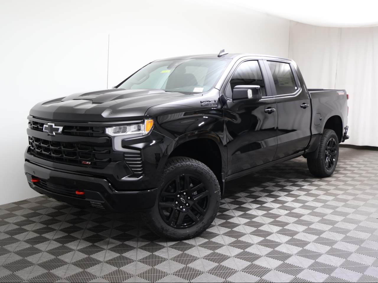 2026 Chevrolet Silverado 1500 Crew Cab 2LT Trail Boss 4WD