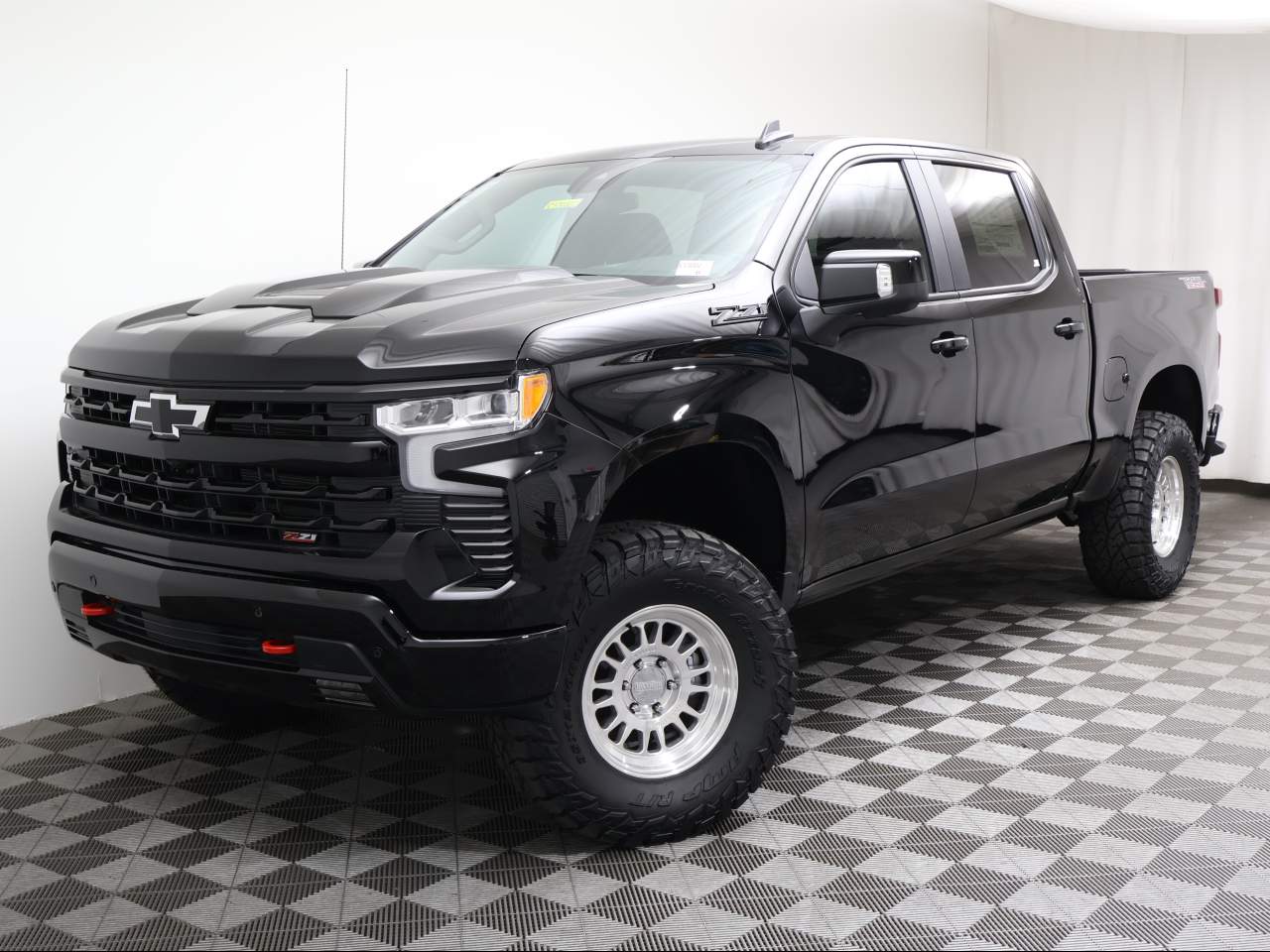 2026 Chevrolet Silverado 1500 Crew Cab 2LT Trail Boss 4WD