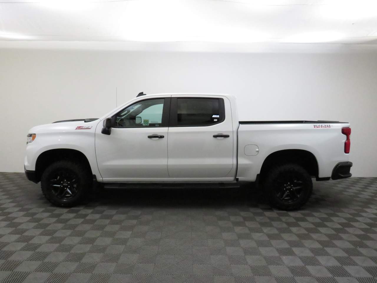 2025 Chevrolet Silverado 1500 Crew Cab 2LT Trail Boss 4WD