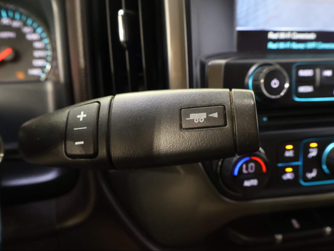 2018 Chevrolet Silverado 1500 LT Crew Cab