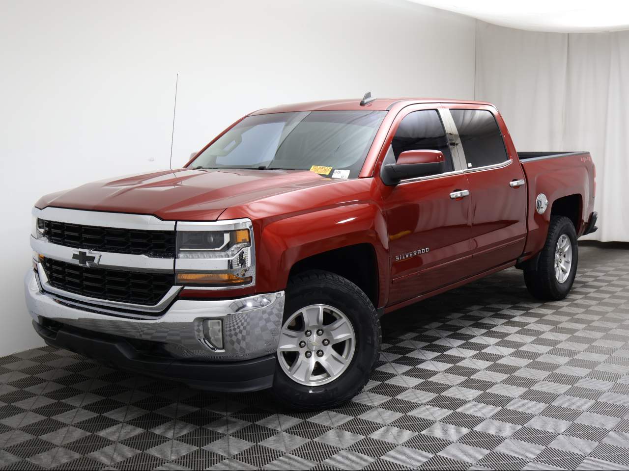 2018 Chevrolet Silverado 1500 LT Crew Cab
