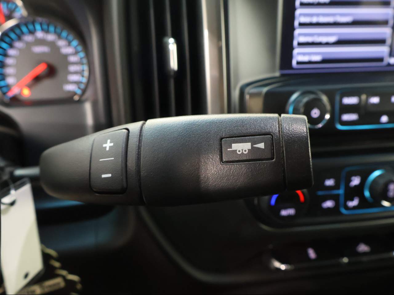 2018 Chevrolet Silverado 1500 LT Z71 Crew Cab