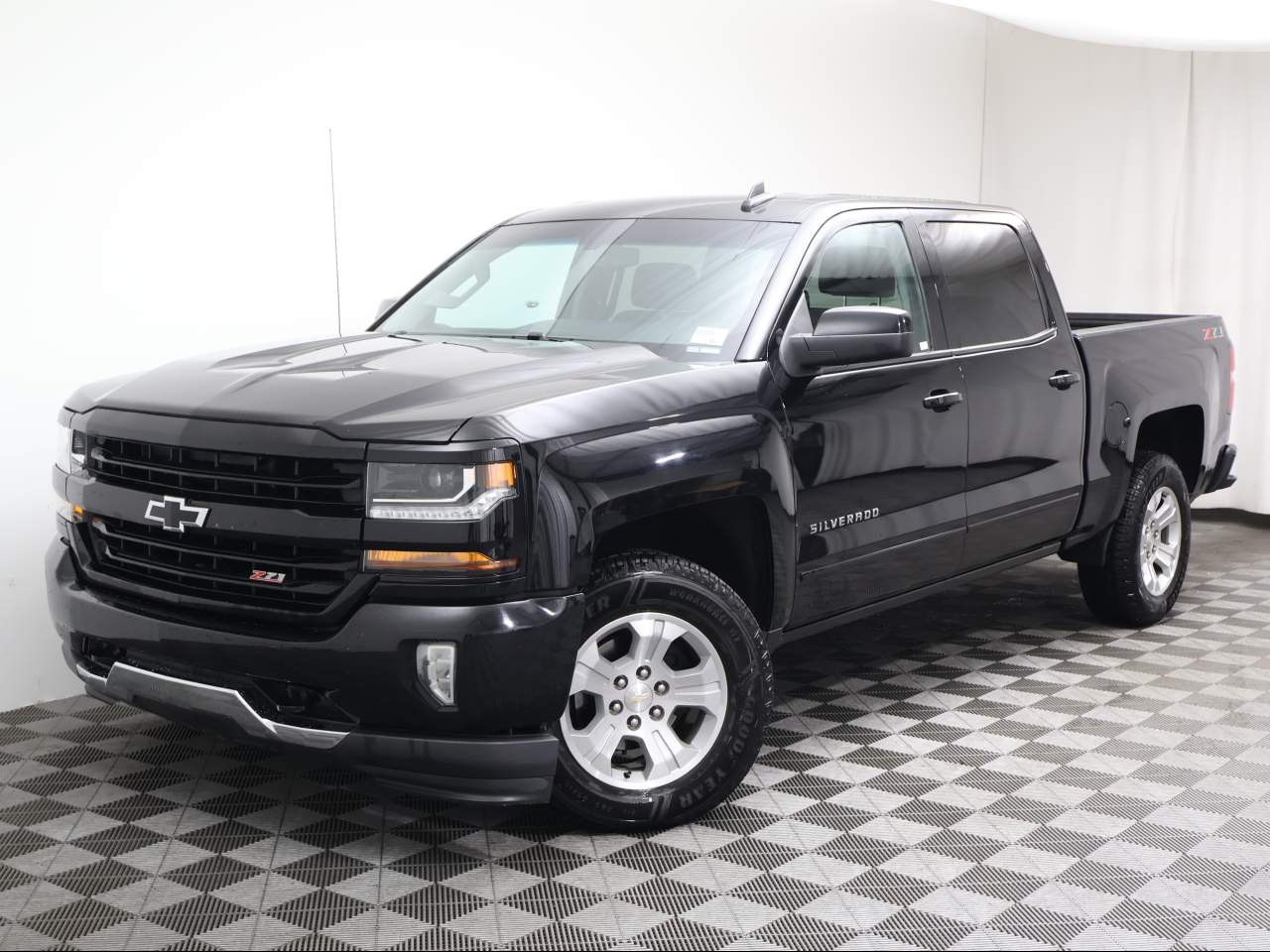 2018 Chevrolet Silverado 1500 LT Z71 Crew Cab