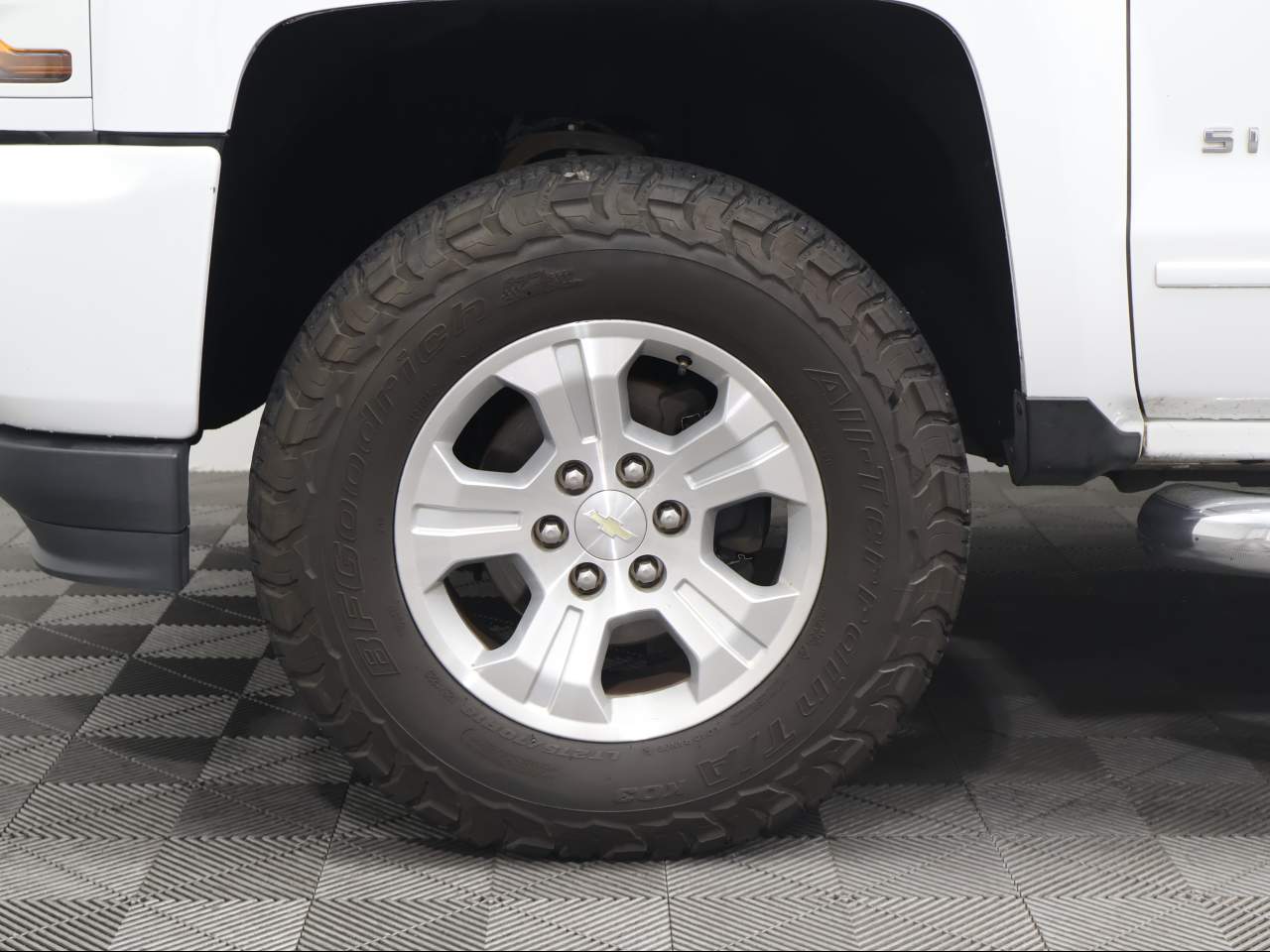 2016 Chevrolet Silverado 1500 LT Z71 Crew Cab