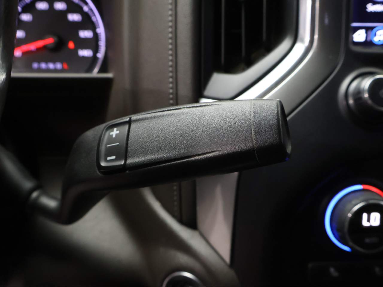 2019 Chevrolet Silverado 1500 RST Crew Cab