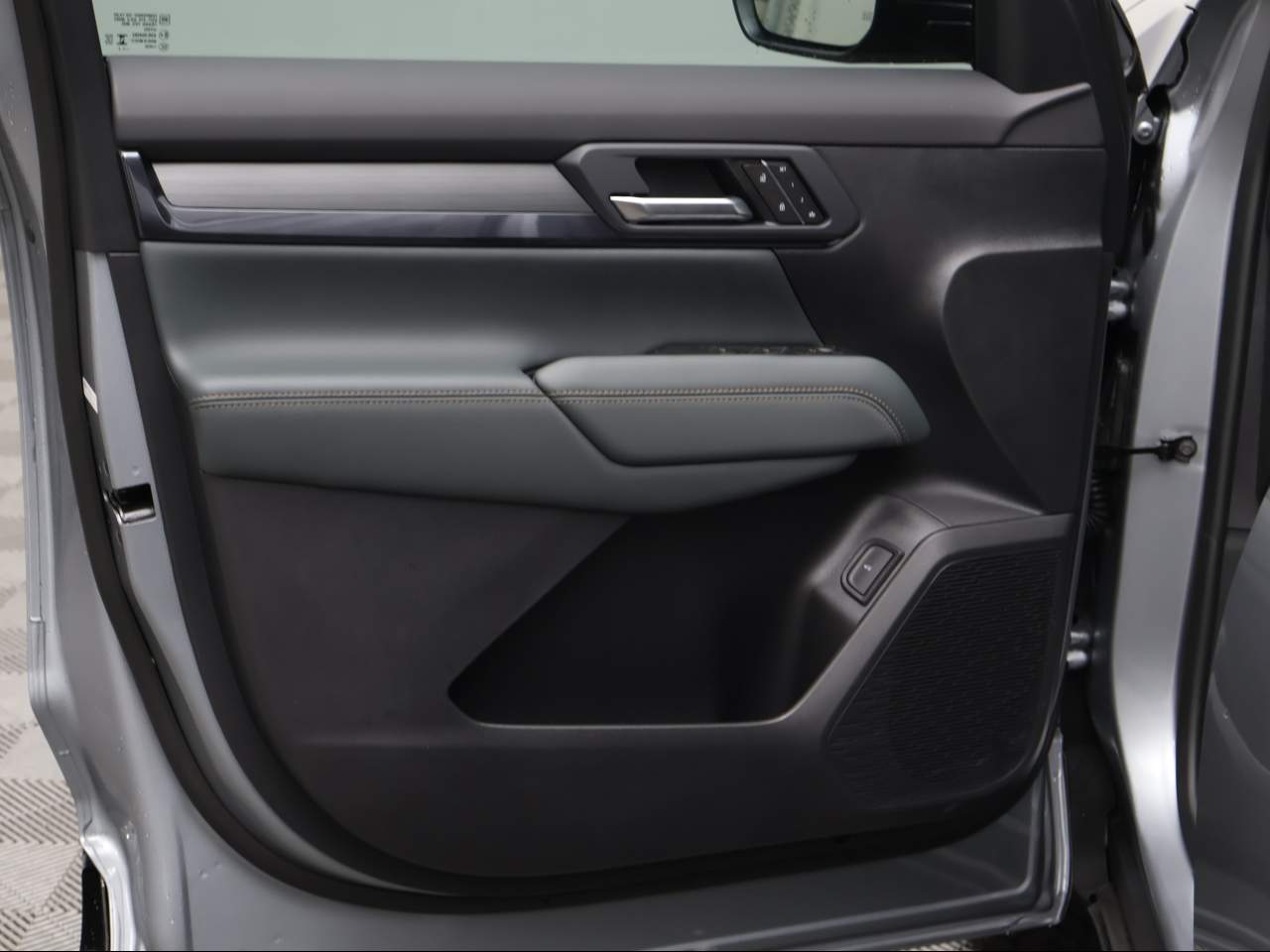 2026 GMC Terrain AT4 - Photo 7