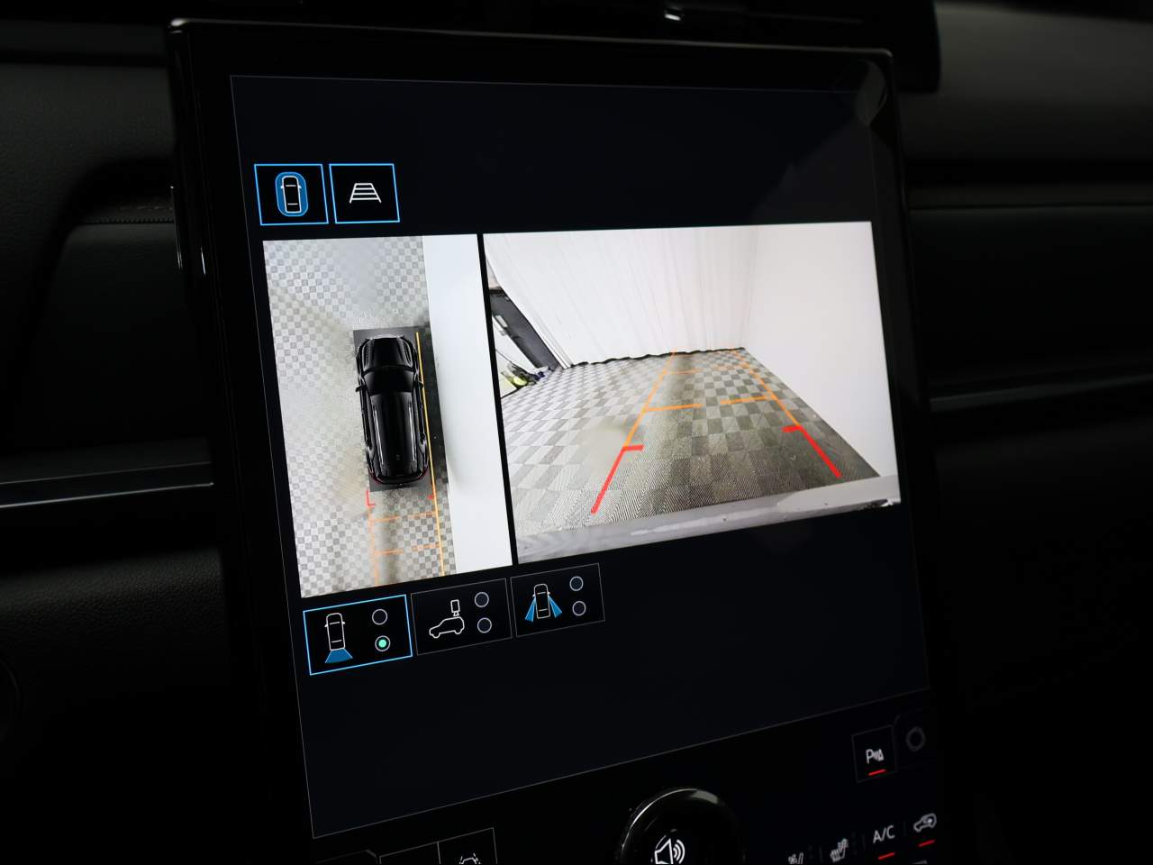2026 GMC Terrain AT4 - Photo 14