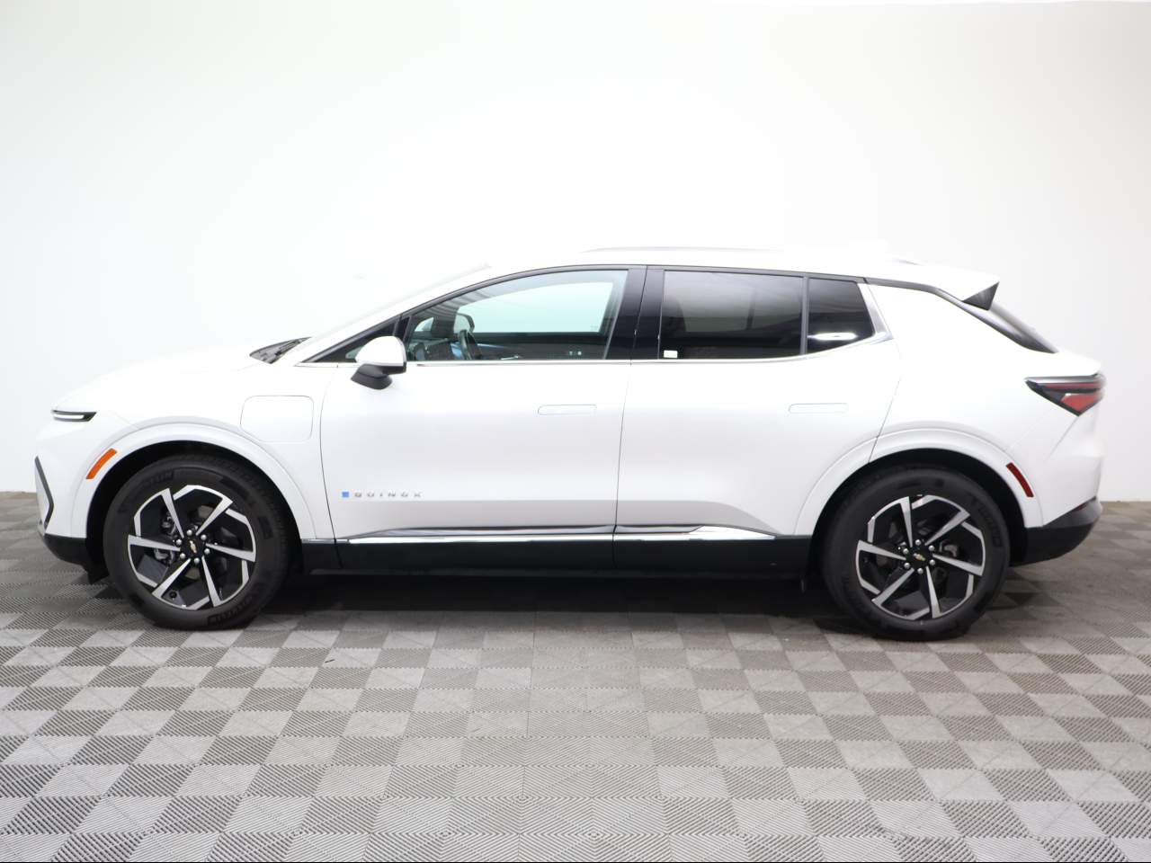 2024 Chevrolet Equinox EV LT