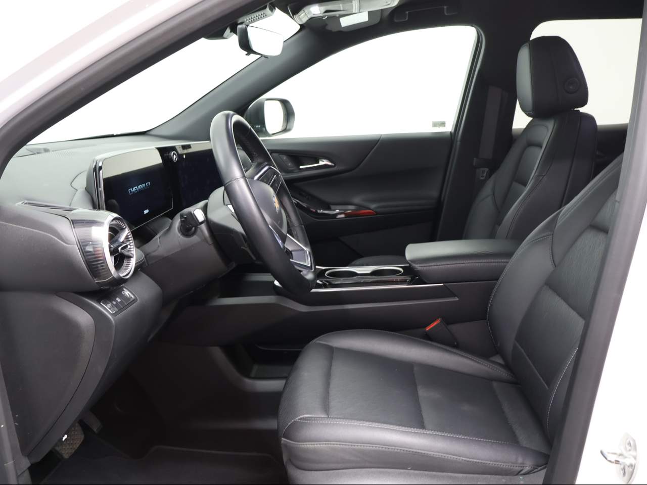 2025 Chevrolet Equinox LT - Photo 8