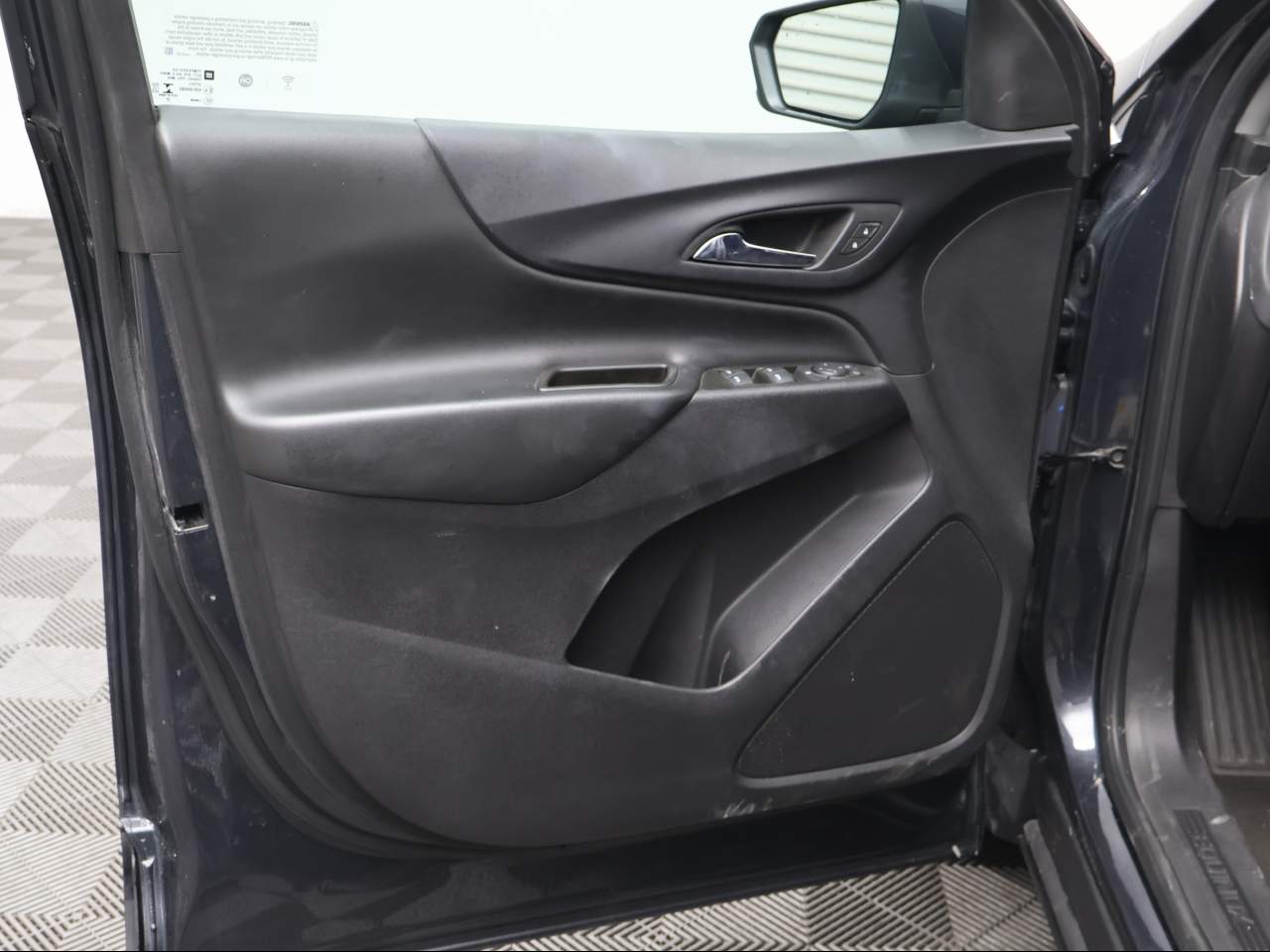 2023 Chevrolet Equinox LT - Photo 7