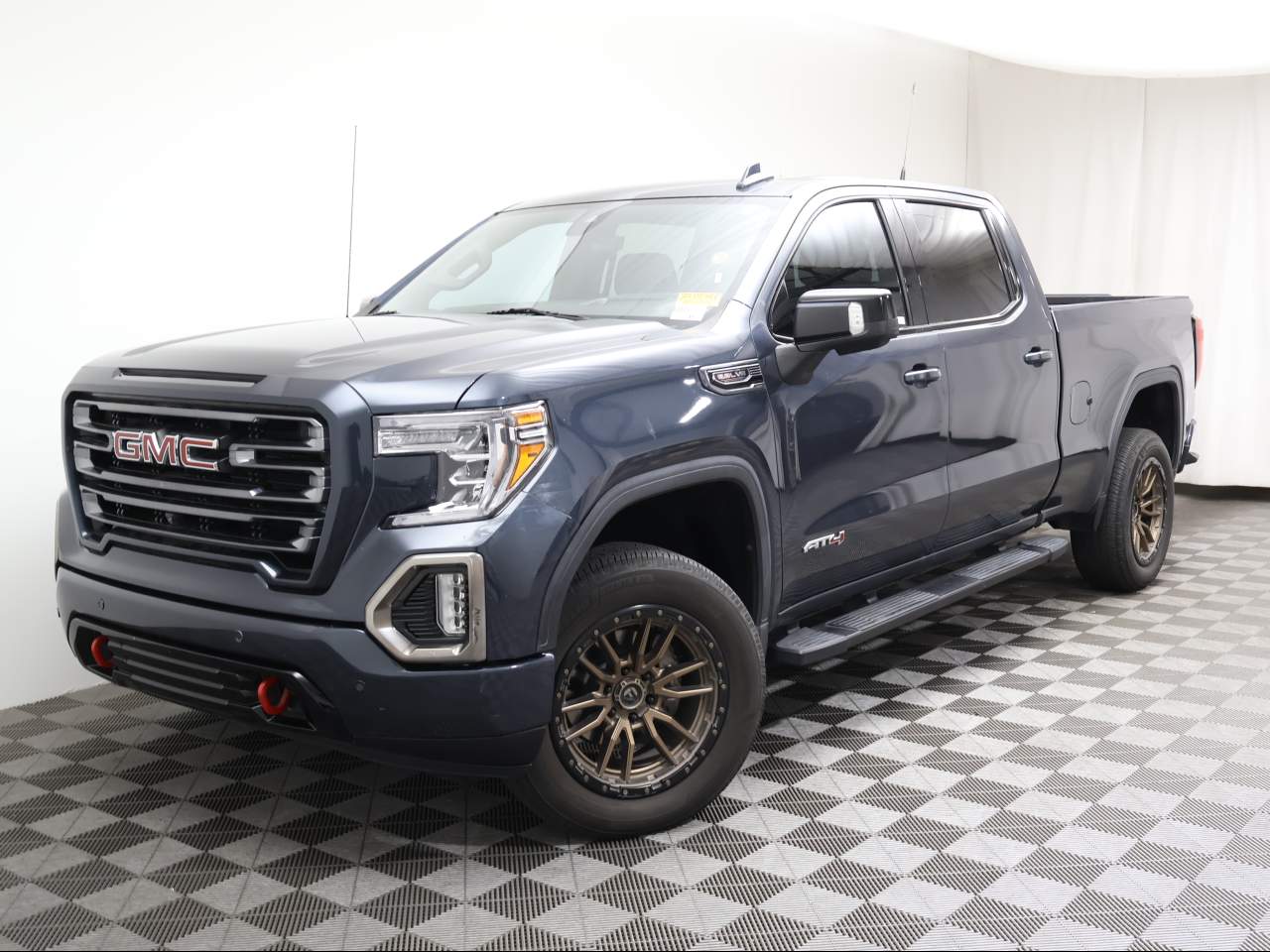 2020 GMC Sierra 1500 AT4 Crew Cab