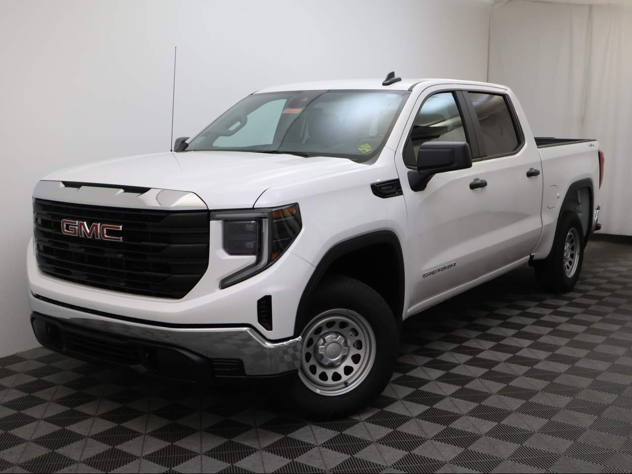 2025 GMC Sierra 1500 Crew Cab Pro 4WD