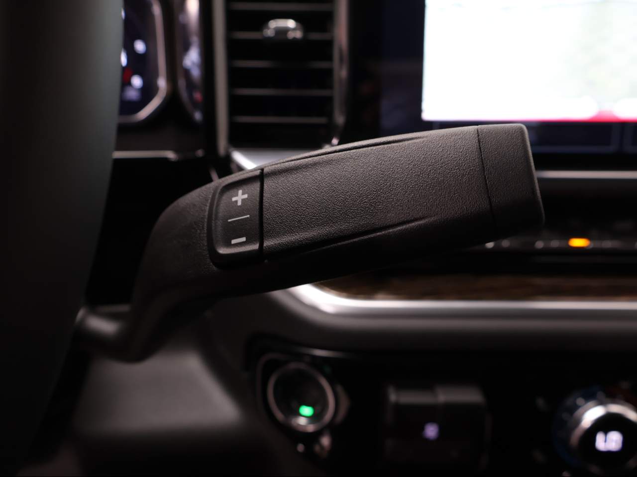 2026 GMC Sierra 1500 Crew Cab SLE 4WD