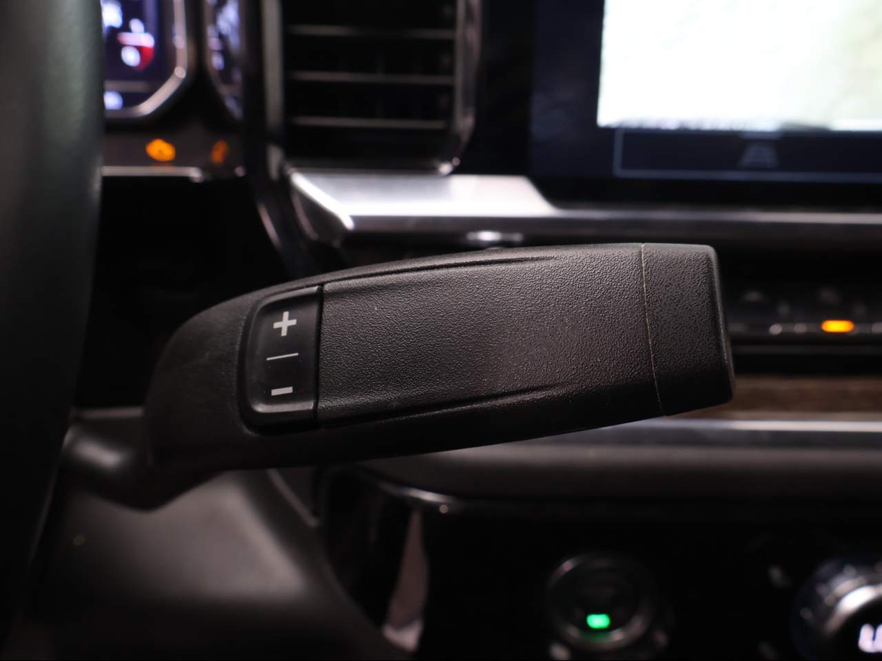 2024 GMC Sierra 1500 SLE Crew Cab