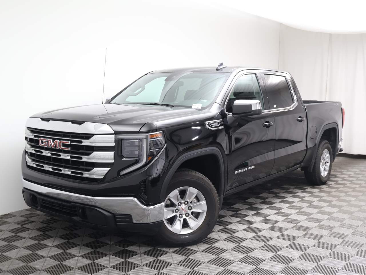 2024 GMC Sierra 1500 SLE Crew Cab