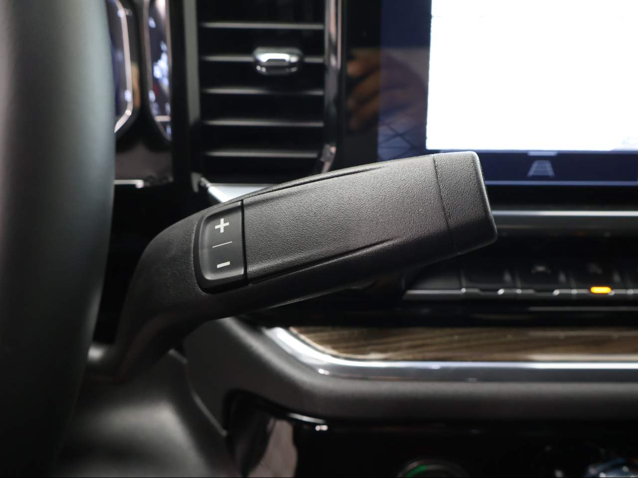 2023 GMC Sierra 1500 Elevation Standard Crew Cab