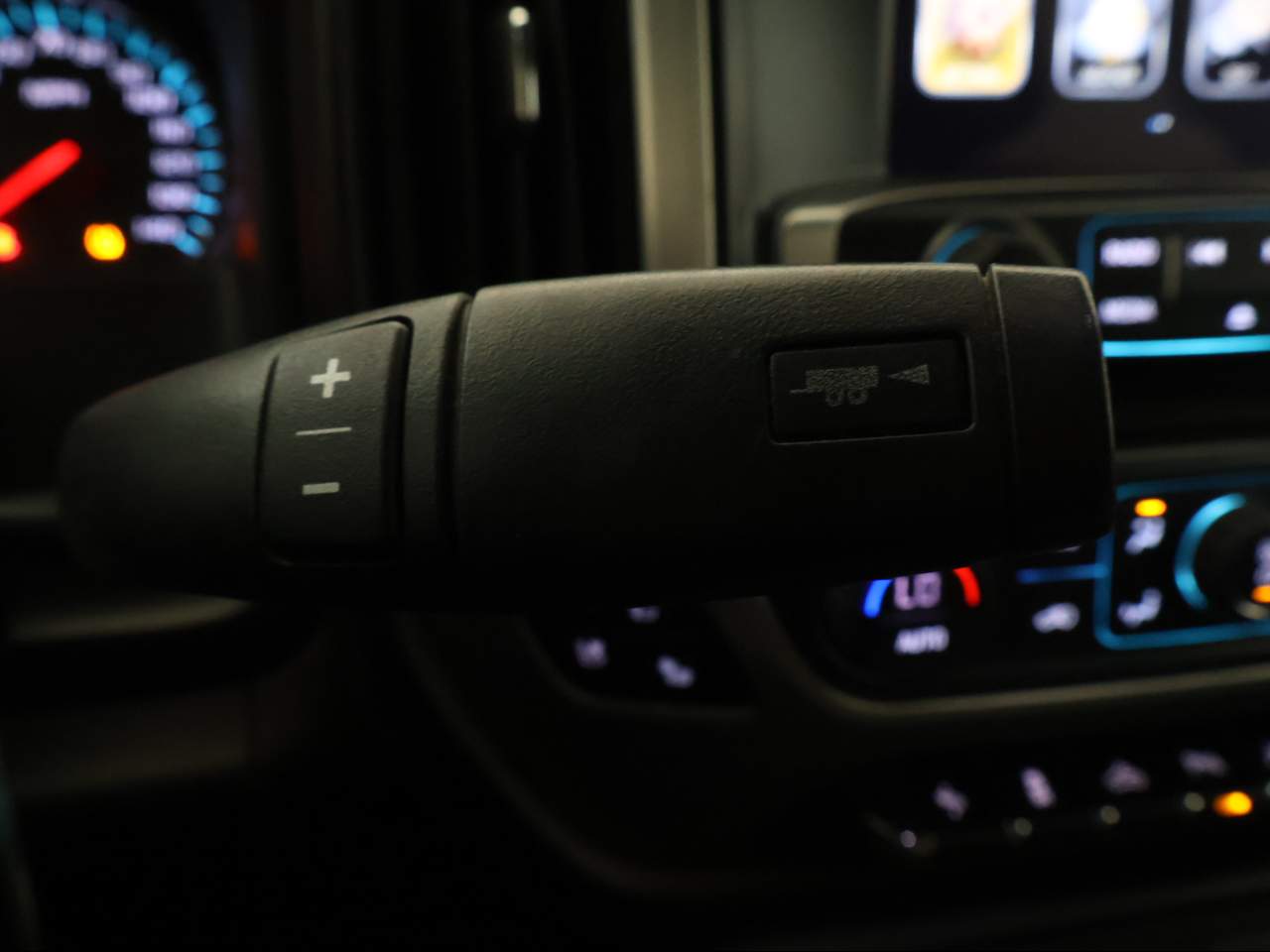 2018 GMC Sierra 1500 SLT Crew Cab