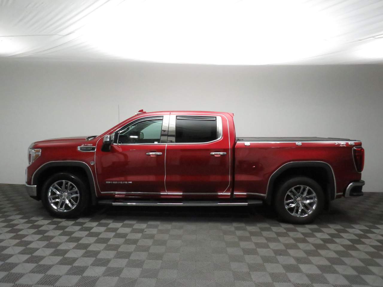 2021 GMC Sierra 1500 SLT Crew Cab