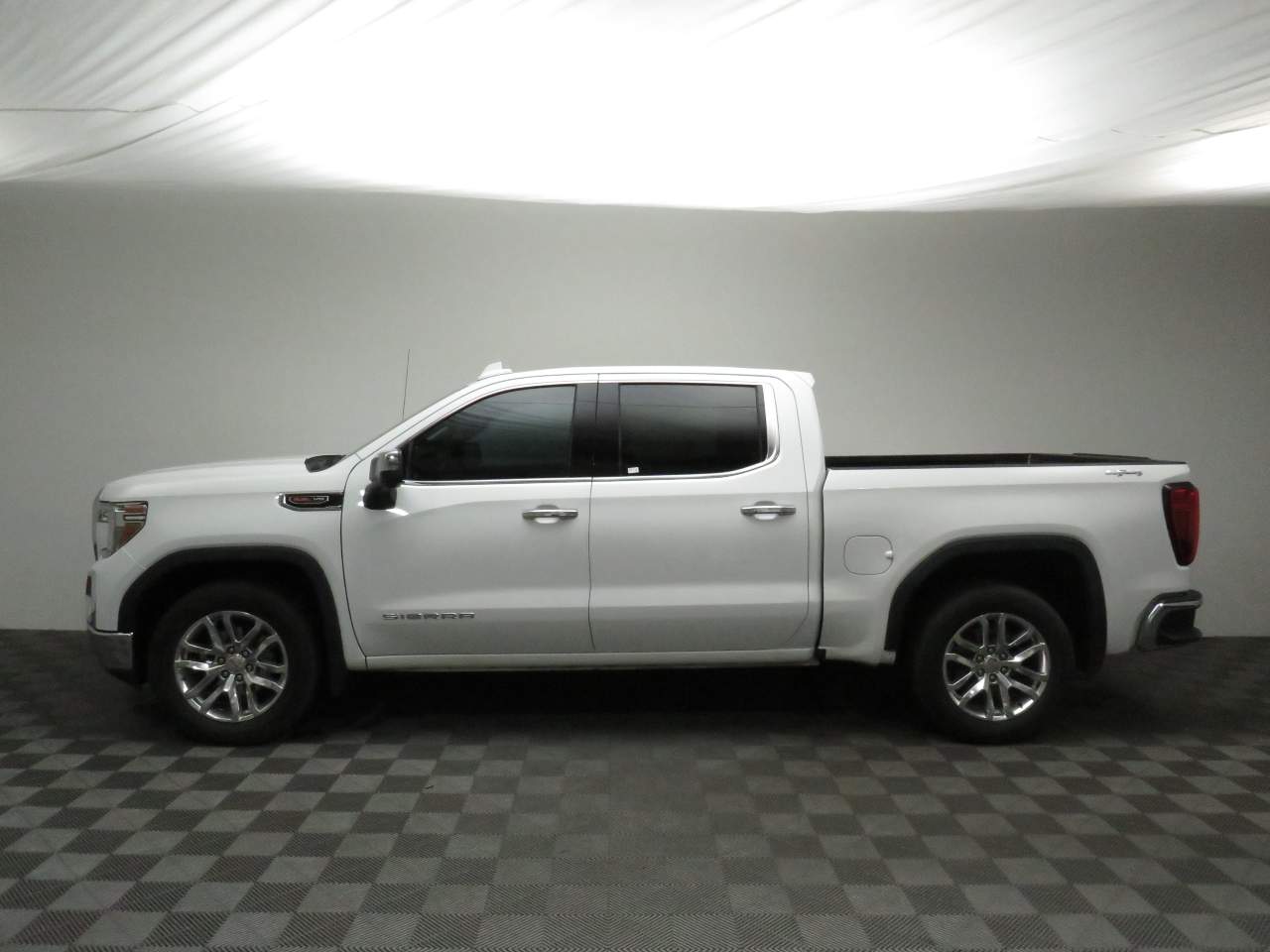 2020 GMC Sierra 1500 SLT Crew Cab