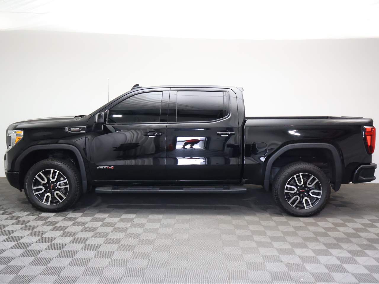 2020 GMC Sierra 1500 AT4 Crew Cab