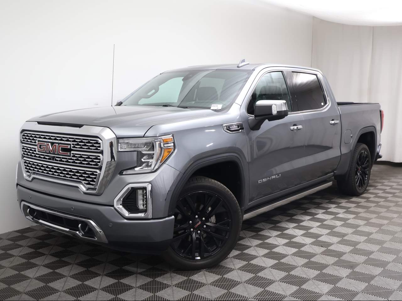 2020 GMC Sierra 1500 Denali Crew Cab