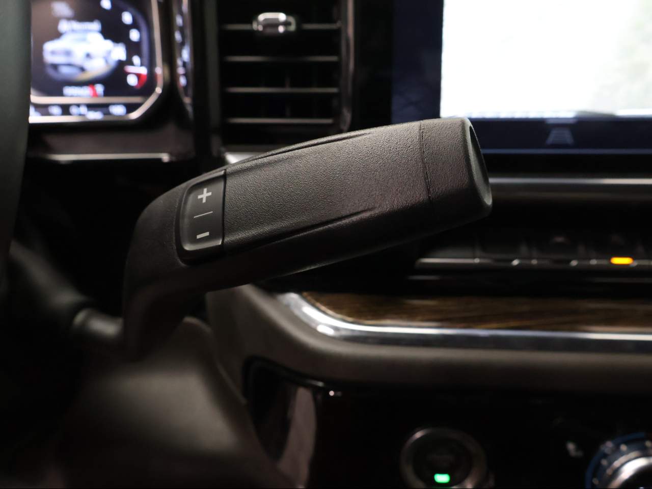 2023 GMC Sierra 1500 SLE Crew Cab