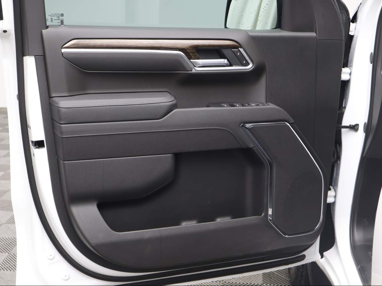 2026 GMC Sierra 1500 SLE - Photo 7