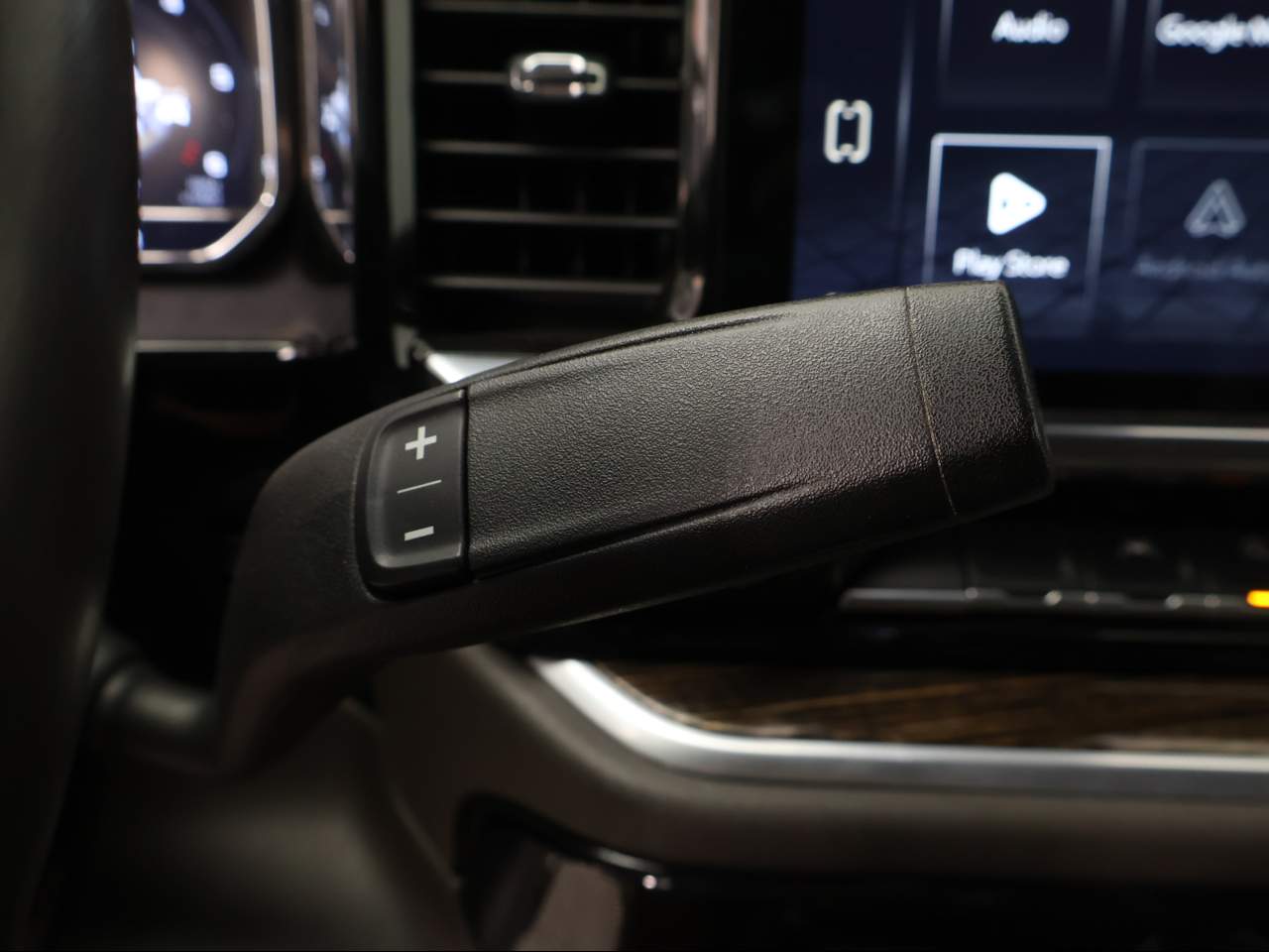 2022 GMC Sierra 1500 SLE Crew Cab