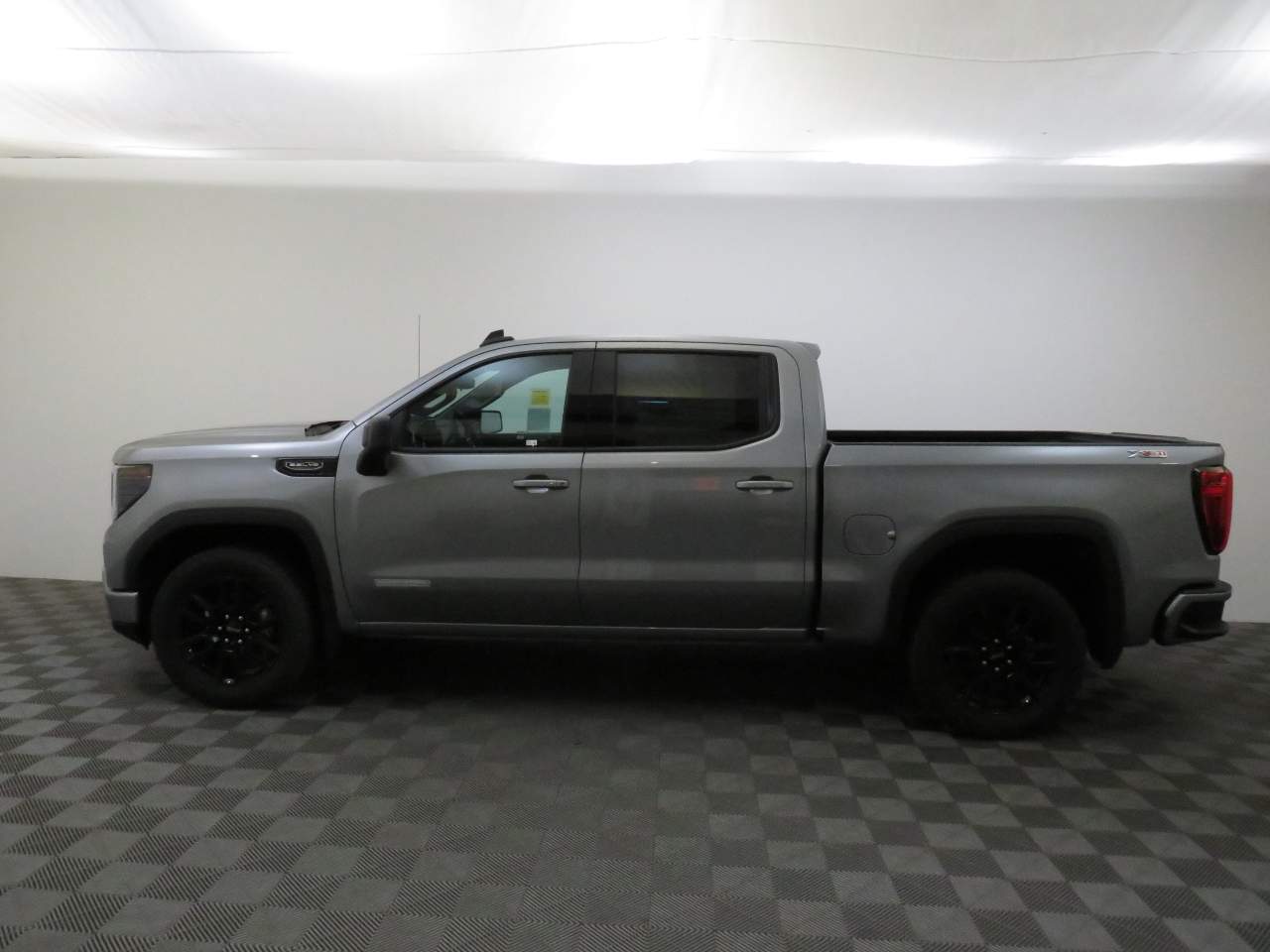 2025 GMC Sierra 1500 Crew Cab Elevation 4WD