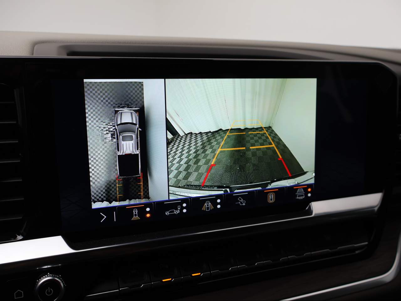 2026 GMC Sierra 1500 Crew Cab SLT 4WD
