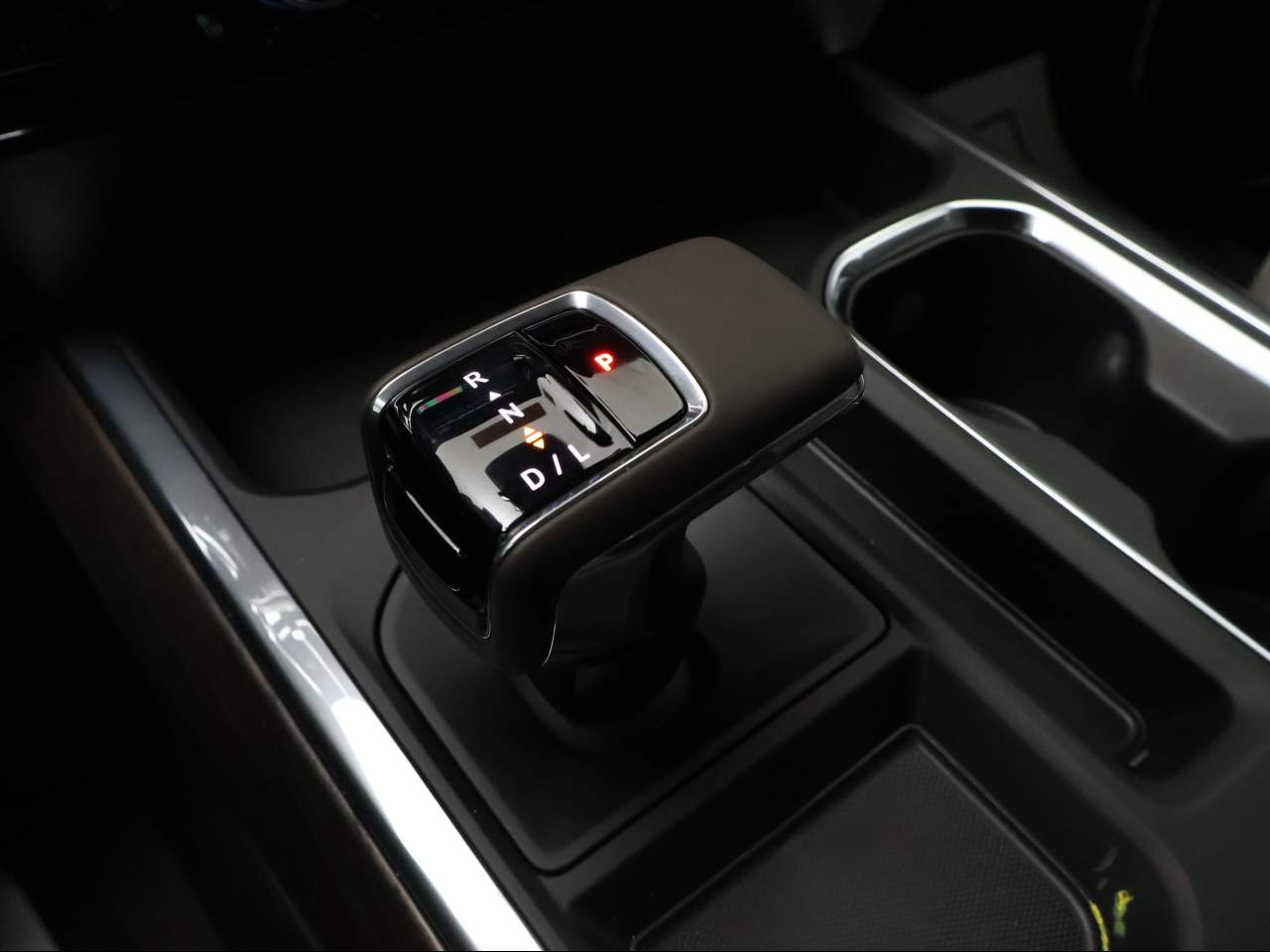 2026 GMC Sierra 1500 Crew Cab SLT 4WD